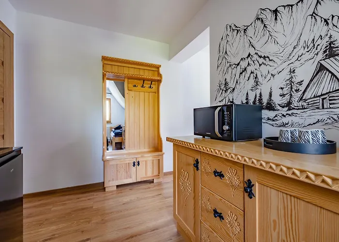 בית חווה Stolowe ביאלי דונאייק